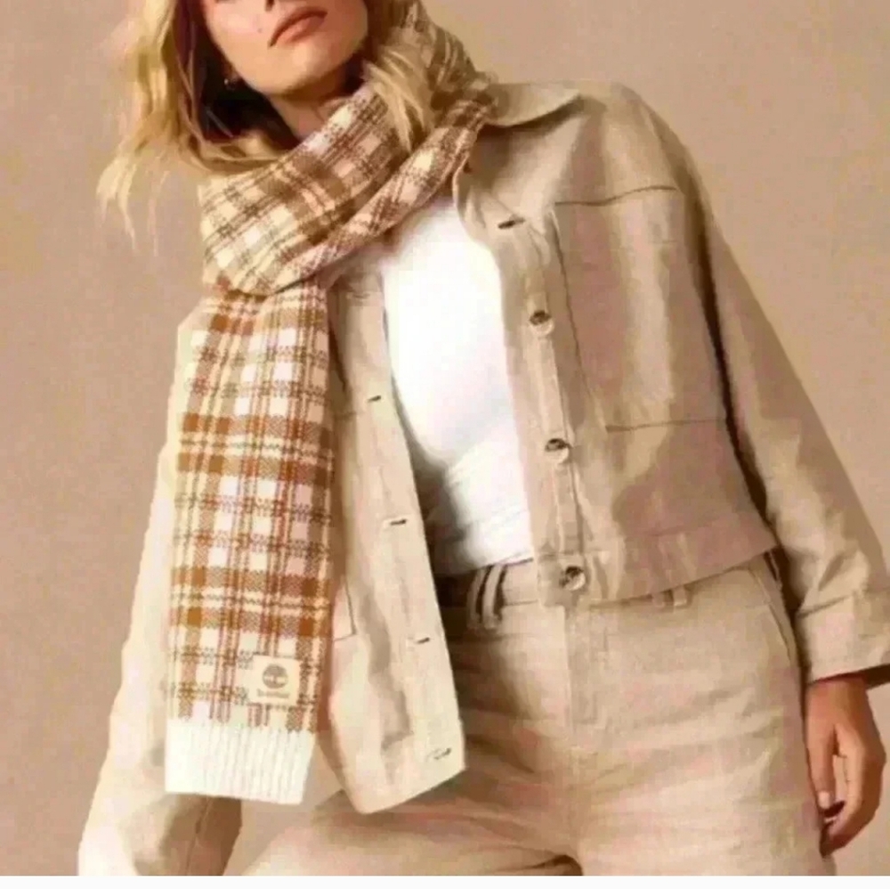 Timberland NWT Classic Checked Winter Scarf. Size 62x10" - Picture 2 of 10